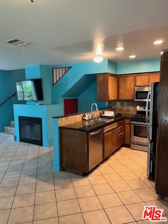 12411 Osborne Street, 51 photo 8