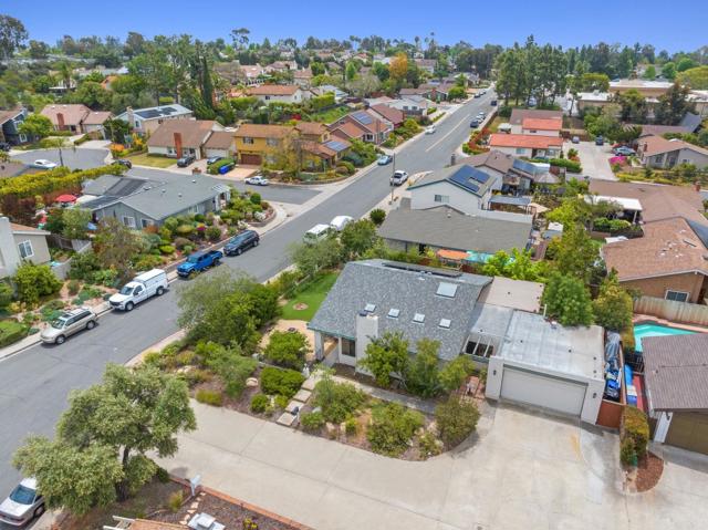 5550 La Cuenta Drive, San Diego CA: https://media.crmls.org/mediaz/a50b775a-8b2a-4b49-824b-b36a67732391.jpg