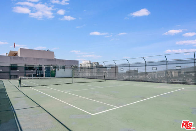 10535 Wilshire Boulevard, Los Angeles CA: https://media.crmls.org/mediaz/a50c0a36-648f-41b0-8165-c4ae748adf63.jpg