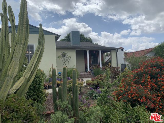 5260 Sierra Villa Dr, Los Angeles, CA 90041