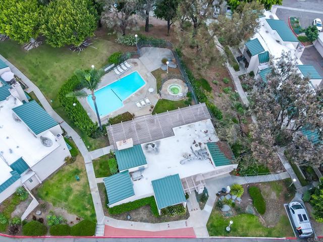 Detail Gallery Image 42 of 56 For 694 Ascot Dr, Vista,  CA 92083 - 3 Beds | 2/1 Baths