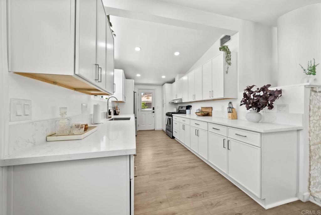 12540 Taunt Place - photo 5