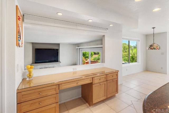 Detail Gallery Image 17 of 53 For 14040 Old Station Road, San Diego,  CA 92064 - 4 Beds | 2/1 Baths