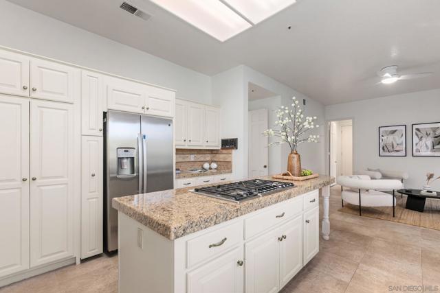 14231 Fox Run Row, San Diego CA: https://media.crmls.org/mediaz/a50dfd73-fd85-435b-b816-c65f3b1bf753.jpg