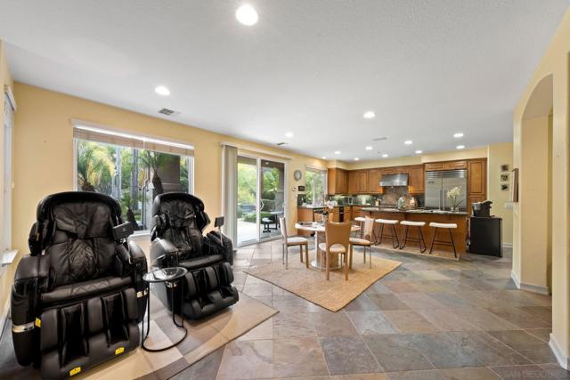 Image 19 of 69 For 11766 Treadwell Dr