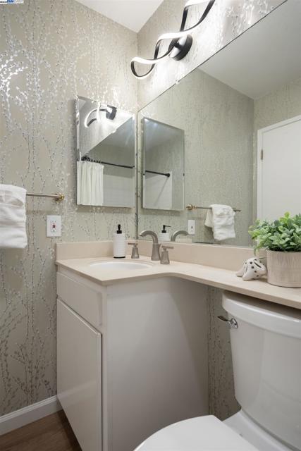 35344 Rutland Ct, Newark CA: https://media.crmls.org/mediaz/a50f9675-093e-469d-b2b9-d558ea0840e4.jpg