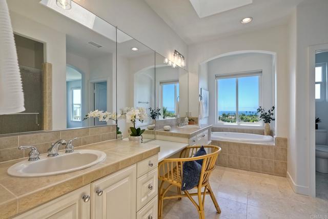7479 Mermaid Lane, Carlsbad CA: https://media.crmls.org/mediaz/a5103aad-1208-42d2-b044-58cdfa024226.jpg