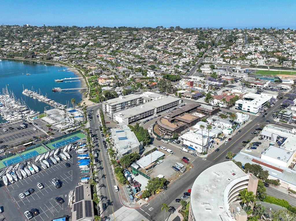 1021 Scott St - photo 8