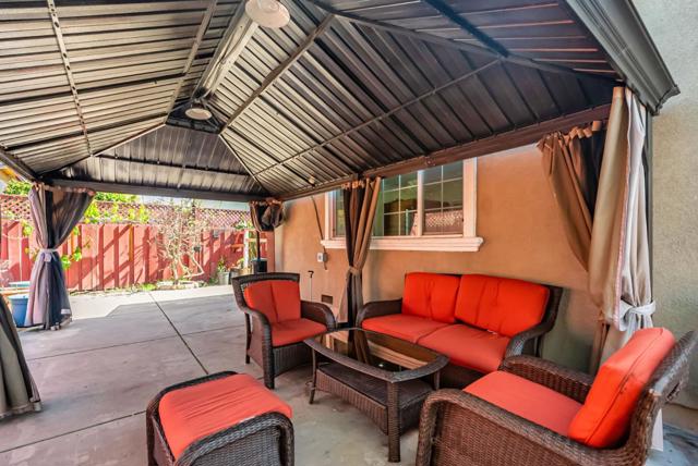 Image 20 of 27 For 4611 Carmen Way