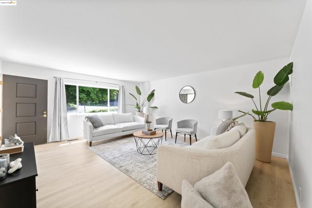 2305 Marlin Court, Pinole CA: https://media.crmls.org/mediaz/a5112507-af13-43b5-b9c0-3e4c423d0fdd.jpg