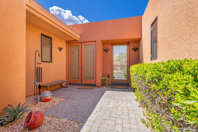 79900 De Sol A Sol, La Quinta CA: https://media.crmls.org/mediaz/a5113b71-d265-46e3-bc7d-10264a0e44ff.jpg