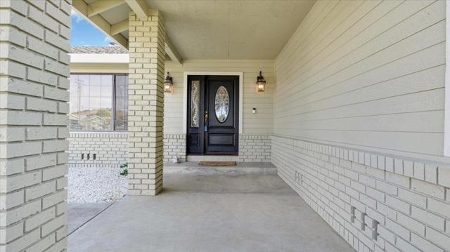 Image 4 of 49 For 352 Cowden Road