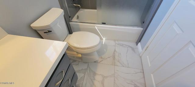 2669 Dorado Court, Thousand Oaks CA: https://media.crmls.org/mediaz/a5149b85-bcc4-48ee-abc2-6da0ae06f02f.jpg
