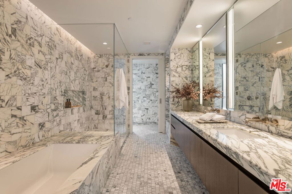 MLS #26859423 image #19