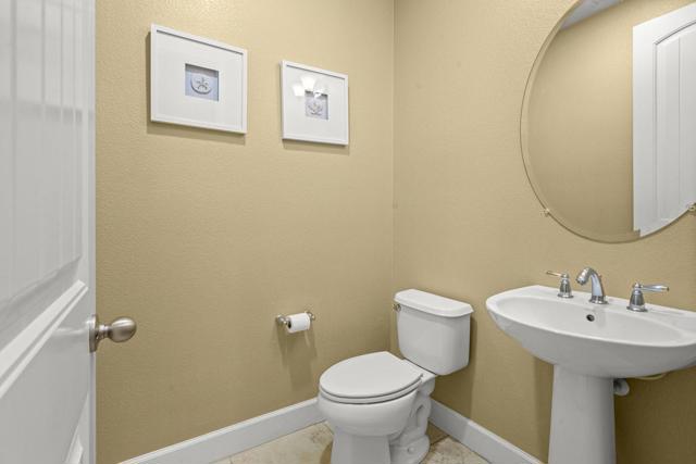 1420 Cielo Vista Lane, Gilroy CA: https://media.crmls.org/mediaz/a517bf9c-a8bb-4c05-b568-f97befd6bac1.jpg