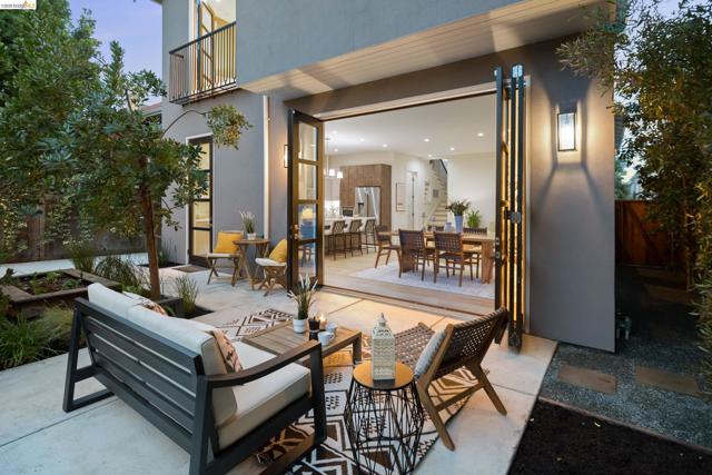 Image 40 of 49 For 636 56th St  