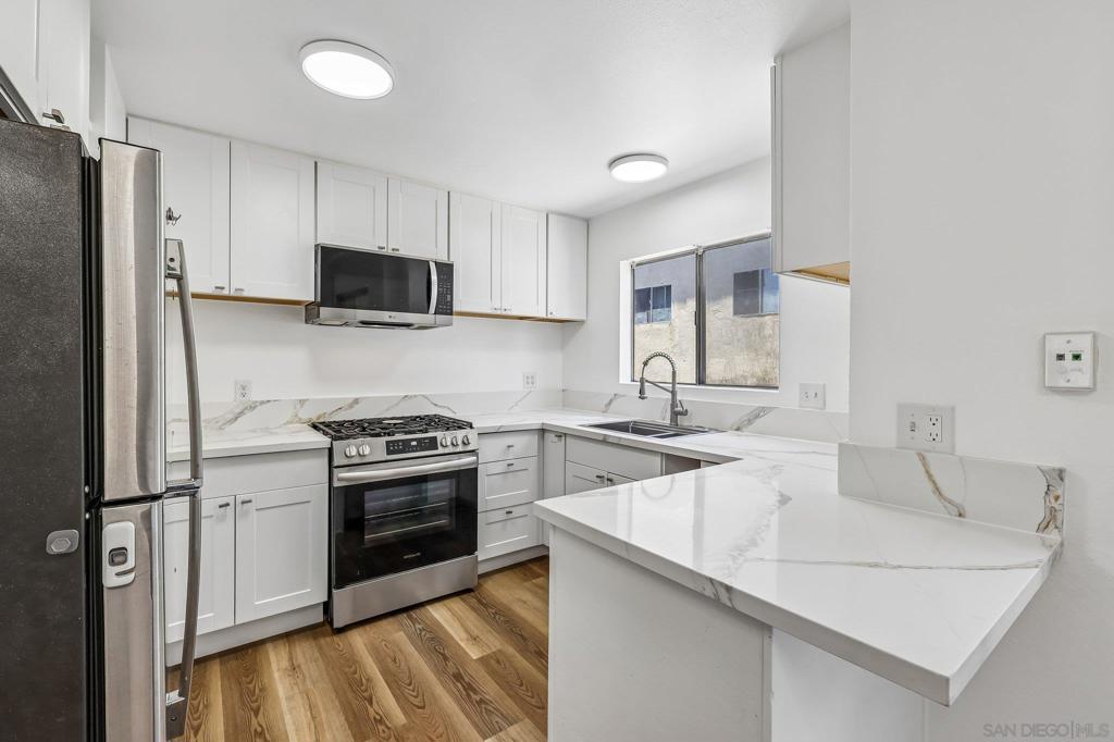 3631 Lemona Avenue - photo 14