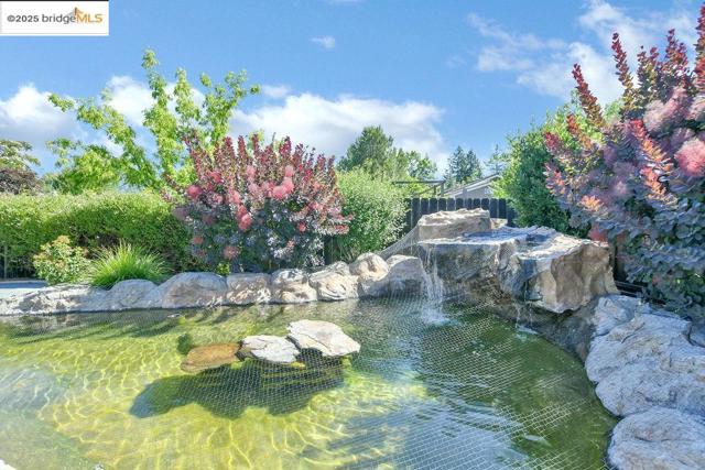 1271 Camino Tassajara, Danville CA: https://media.crmls.org/mediaz/a518c487-f5c5-4825-aa28-fe18c97642a4.jpg