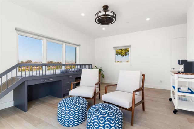 1110 Solana Drive, Del Mar CA: https://media.crmls.org/mediaz/a518d447-d4db-497a-9ca1-2f03c327f37a.jpg