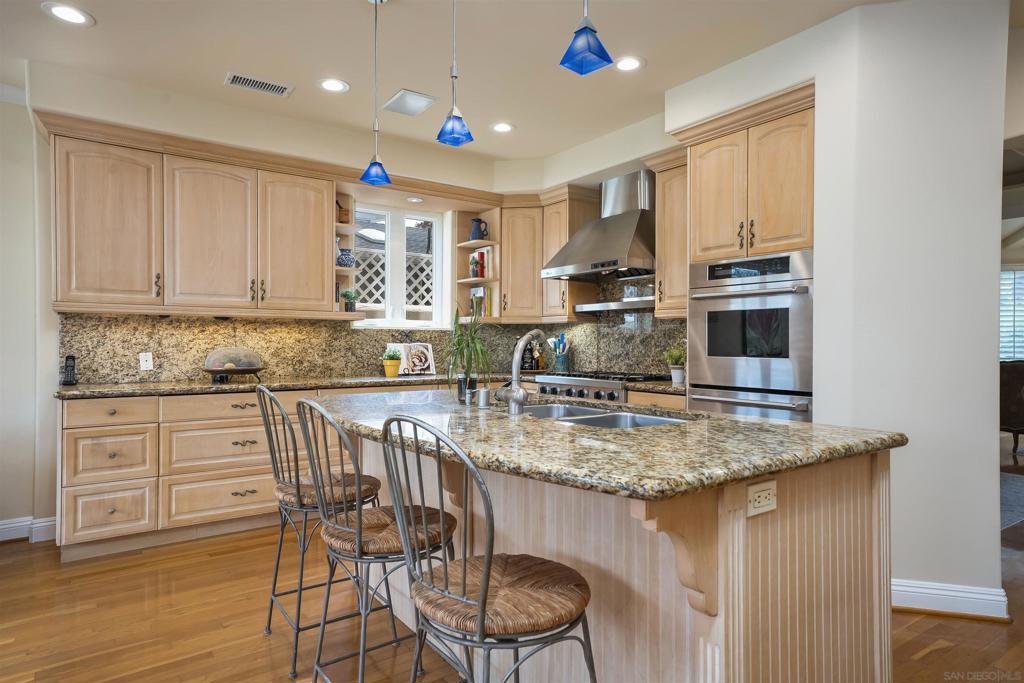 4330 Niagara Avenue - photo 16