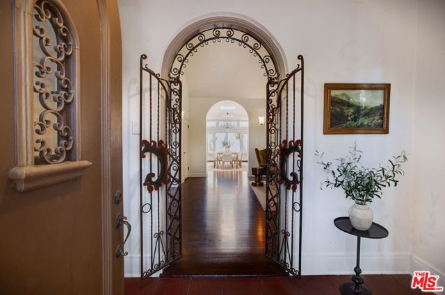 1900 N Serrano Avenue, Los Angeles CA: https://media.crmls.org/mediaz/a51acef9-ea19-4857-8338-a90a4923a881.jpg