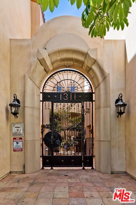 1311 Centinela Avenue, 5 photo 3