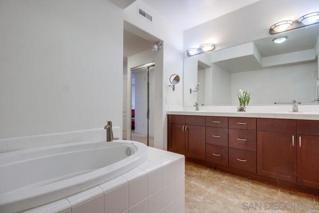 8211 Station Village Lane, San Diego CA: https://media.crmls.org/mediaz/a51e02ad-26bd-440f-840d-b06de3b141d5.jpg