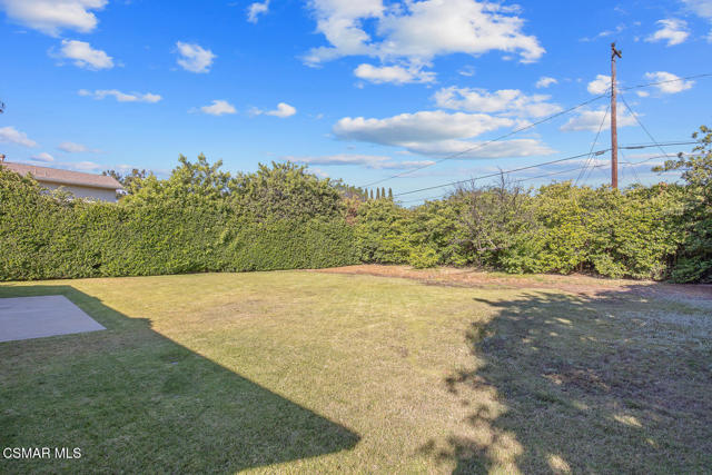 1368 Sheffield Place, Thousand Oaks CA: https://media.crmls.org/mediaz/a51ec99a-764b-43a0-bc28-7796da42abb8.jpg