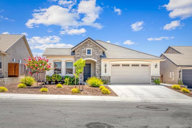 2011 Sage Drive, Hollister CA: https://media.crmls.org/mediaz/a51f9359-576f-45f4-81f9-4304ce6ee584.jpg