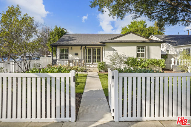 11595 Morrison Street photo 3