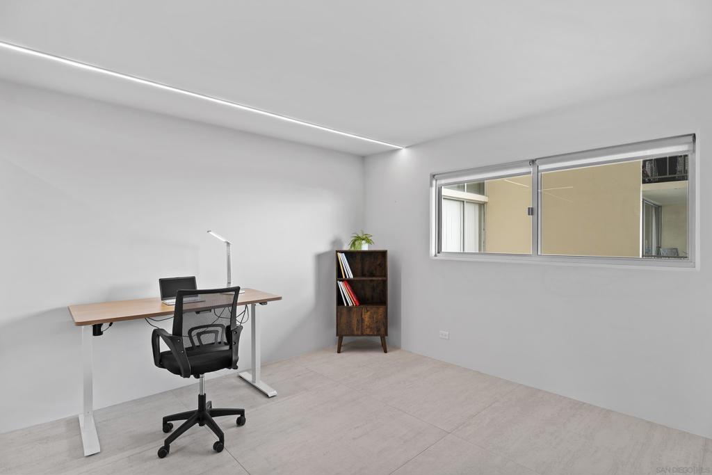 4944 Cass St - photo 15