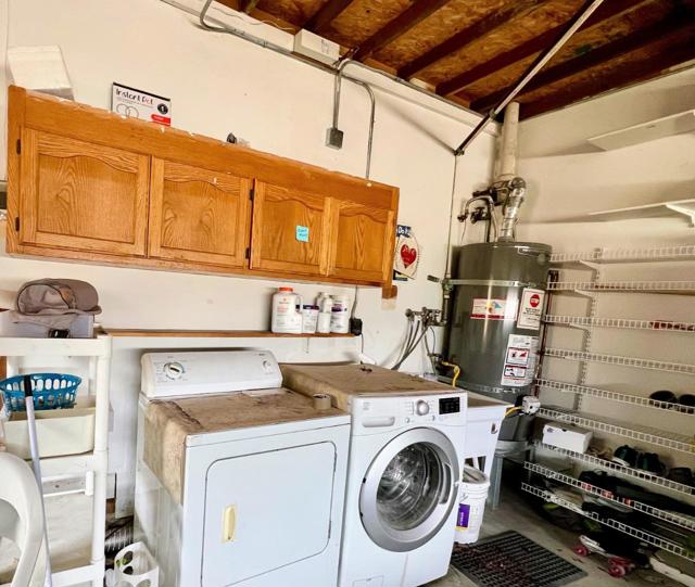 906 Crane Avenue, Foster City CA: https://media.crmls.org/mediaz/a52127ee-4b70-4be4-a2ba-89b4080253c8.jpg