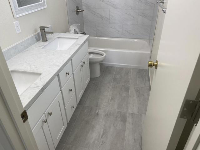 3335 Los Prados Street, San Mateo CA: https://media.crmls.org/mediaz/a521d0f6-9eab-44e9-8d0b-a45236e1c823.jpg