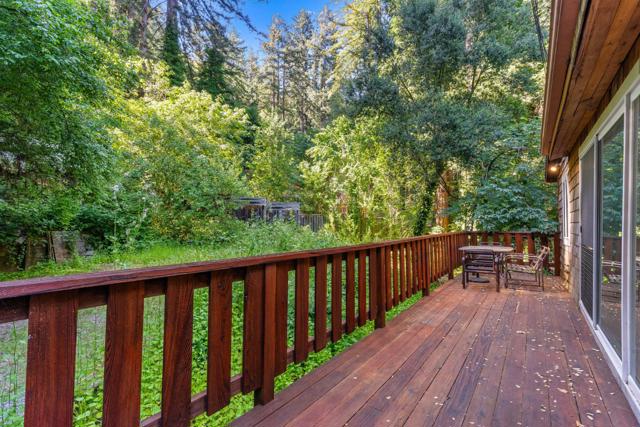 15040 Fern Avenue, Boulder Creek CA: https://media.crmls.org/mediaz/a521e4d3-86d0-46d6-8e04-ca2d93f7ab1e.jpg
