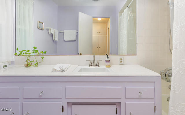 Detail Gallery Image 16 of 21 For 359 S Euclid Ave, Pasadena,  CA 91101 - 2 Beds | 1 Baths