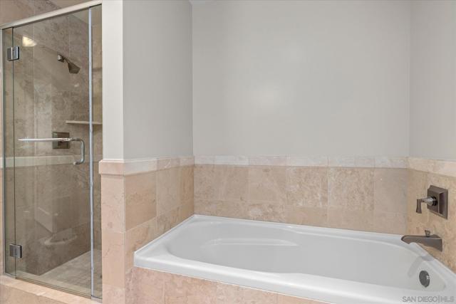 700 W E St, San Diego CA: https://media.crmls.org/mediaz/a5231f39-284c-4162-bd80-3374c9738ec6.jpg