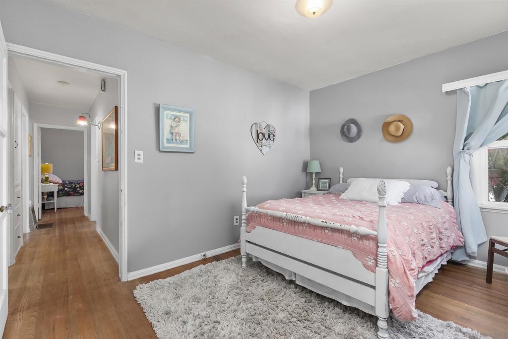 MLS #250036423SD img 17