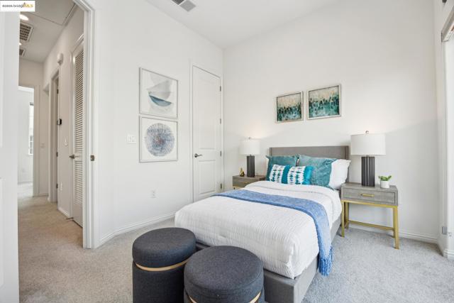 2823 Cathwood Ln, Alameda CA: https://media.crmls.org/mediaz/a5238674-b5e4-4b8d-98d9-e427799fabf8.jpg