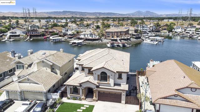 2012 Windward Pt, Discovery Bay CA: https://media.crmls.org/mediaz/a5259f0d-3fac-4104-a06d-4ee249f6bbde.jpg