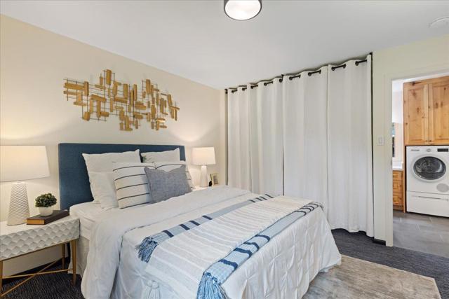 818 N Delaware Street, San Mateo CA: https://media.crmls.org/mediaz/a525ebb1-5392-4622-b73b-29145e4768ff.jpg