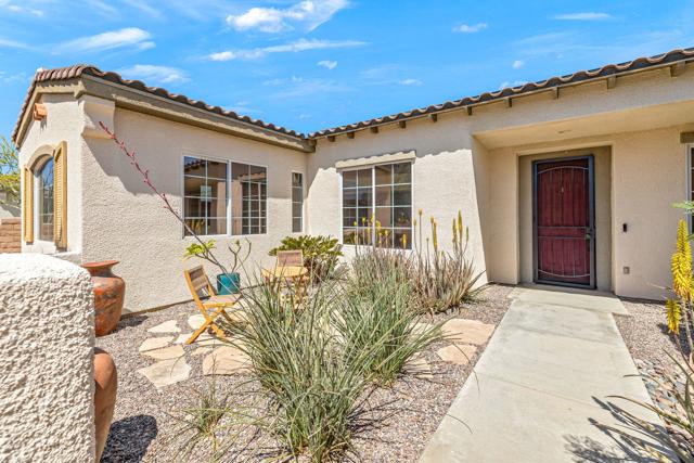 74062 Jeri Lane, Palm Desert CA: https://media.crmls.org/mediaz/a5260dae-a558-4a35-9edd-4ff1e48ce65f.jpg