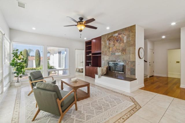 Detail Gallery Image 9 of 48 For 2535 San Clemente Ave, Vista,  CA 92084 - 4 Beds | 4 Baths