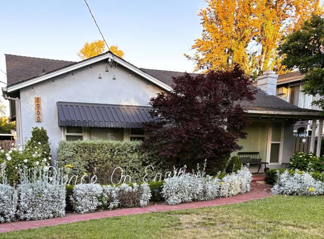 1966 Almaden Road, San Jose CA: https://media.crmls.org/mediaz/a5277f77-d490-4542-9637-27123d84ac9a.jpg