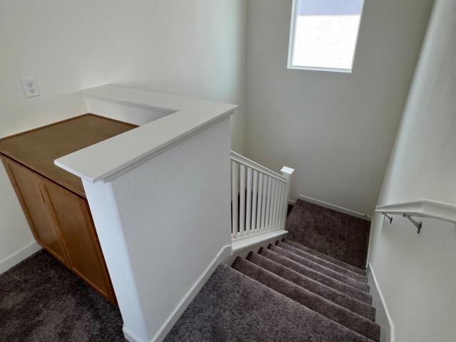 2800 High Tide Avenue, Sacramento CA: https://media.crmls.org/mediaz/a52880d9-3070-4807-ade9-1386bc6e0c45.jpg