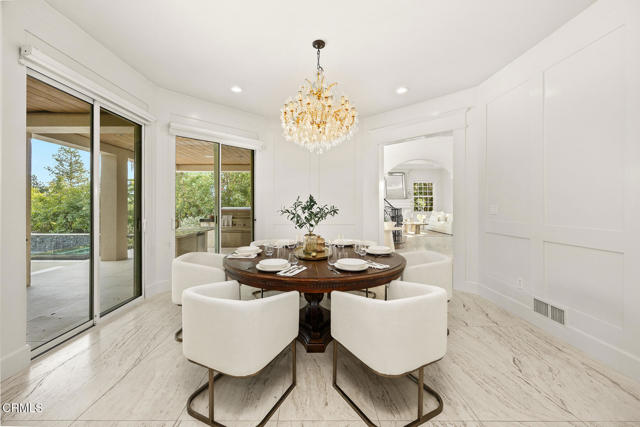 5008 La Canada Boulevard, La Canada Flintridge CA: https://media.crmls.org/mediaz/a52a3454-83d9-4f9a-a766-bdfb63695a91.jpg