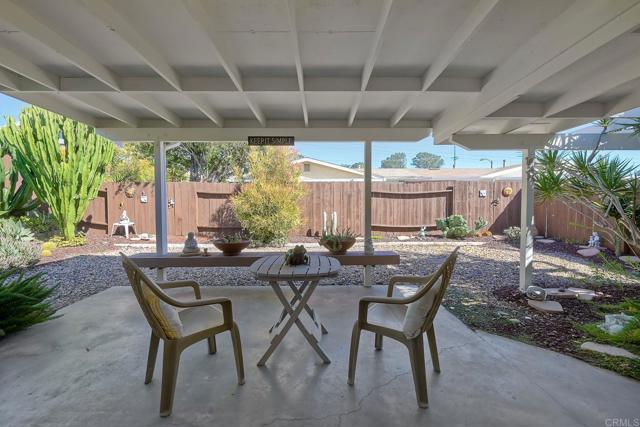 3711 Mira Pacific Drive, Oceanside CA: https://media.crmls.org/mediaz/a52abe4e-7150-4e61-b6dc-56b868307007.jpg