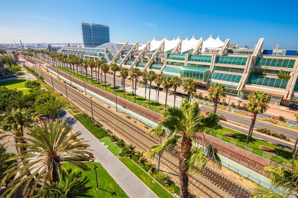 MLS #250037576SD image #11