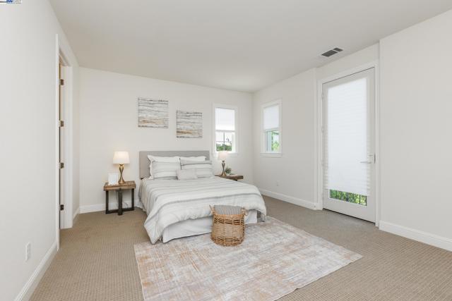 3422 Cinnamon Ridge Rd, San Ramon CA: https://media.crmls.org/mediaz/a52b0bef-0568-44a9-8324-b549e82c4c29.jpg