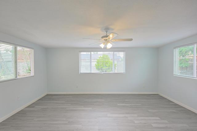 819 Daisy St, Escondido CA: https://media.crmls.org/mediaz/a52c73e4-5d7f-4b0b-b916-d7e863085796.jpg