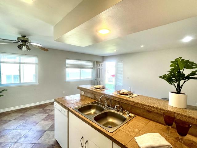 Image 7 of 26 For 72534 Edgehill Drive 2